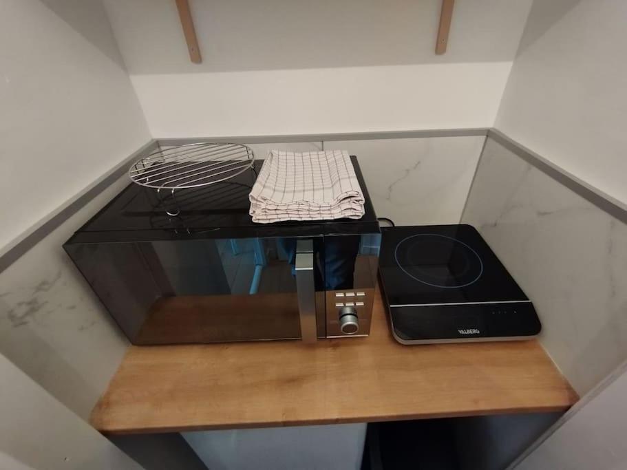Le Ptit Nid De Louviers Tv/Fibre Lägenhet Exteriör bild