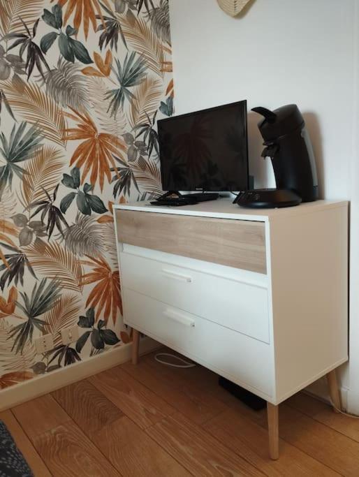 Le Ptit Nid De Louviers Tv/Fibre Lägenhet Exteriör bild
